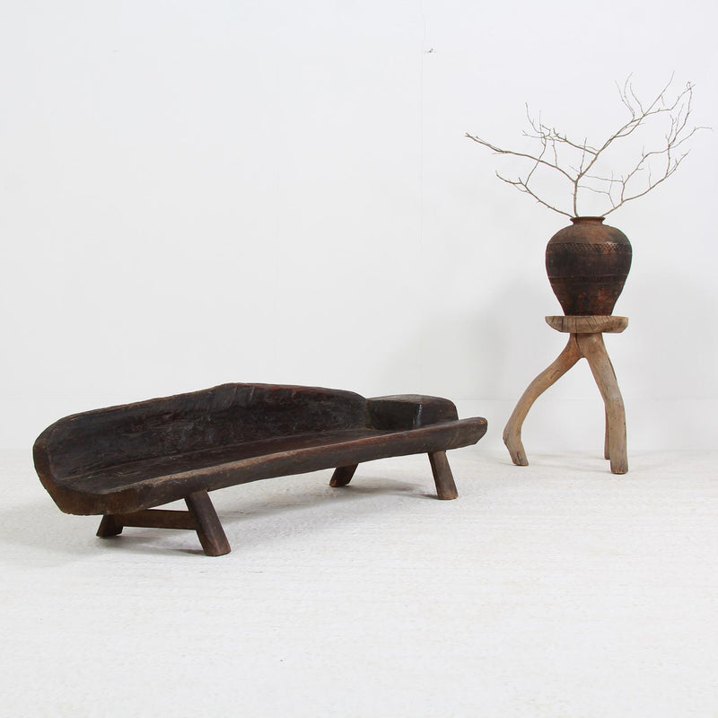 PRIMITIVE WABI SABI  HAND CARVED TRIBAL NAXI BED/BENCH