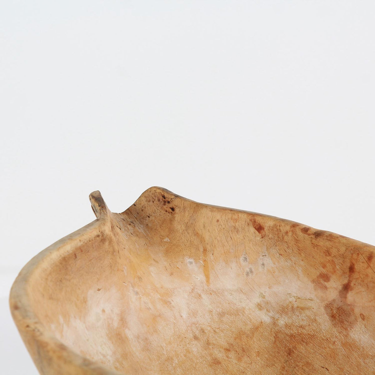 A VERY RARE SWEDISH ORGANIC 19THC SPOUTED ROOT BOWL DATED 1830