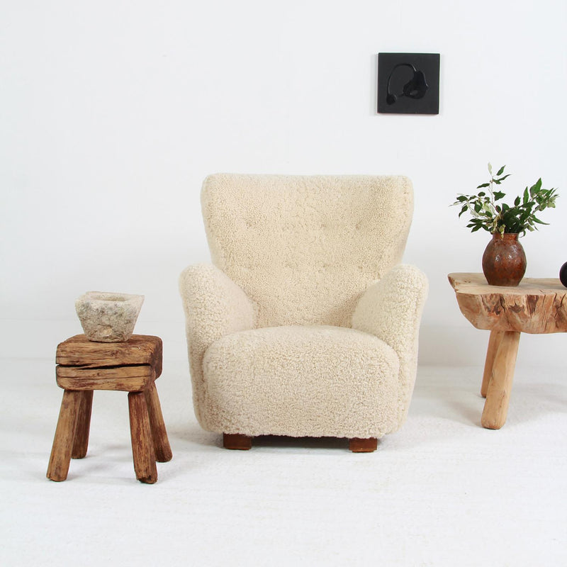 Elegant DANISH CABINET MAKER LOUNGE CHAIR IN LUXURIOUS NATURAL SHEEPSKIN