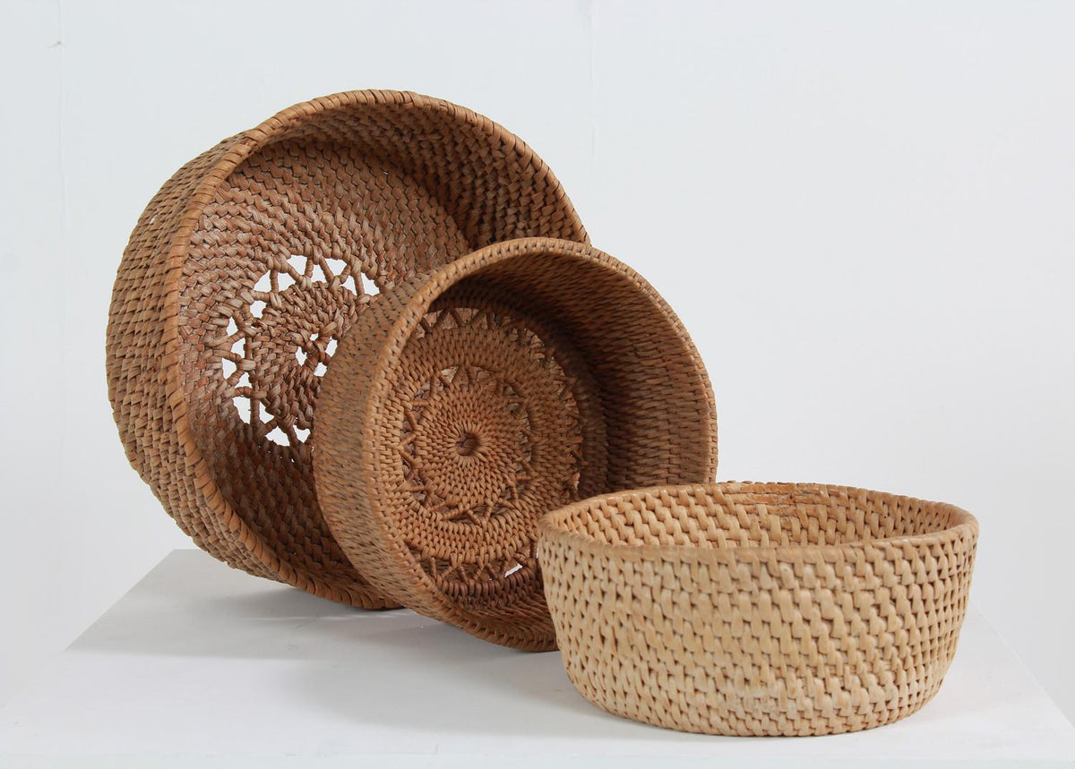 COLLECTION OF THREE SWEDISH 19THC FOLK ART  WOVEN CHEESE BASKETS