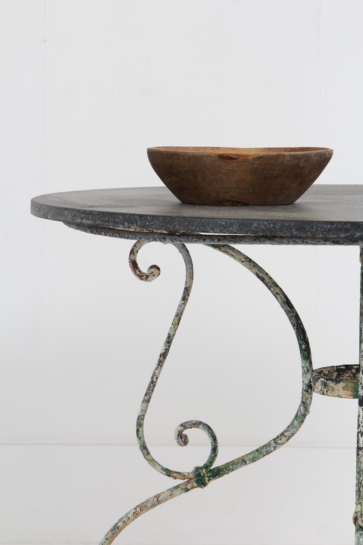 Impressive Round Belgian Bluestone Garden/Centre Table with Decorative Iron Base