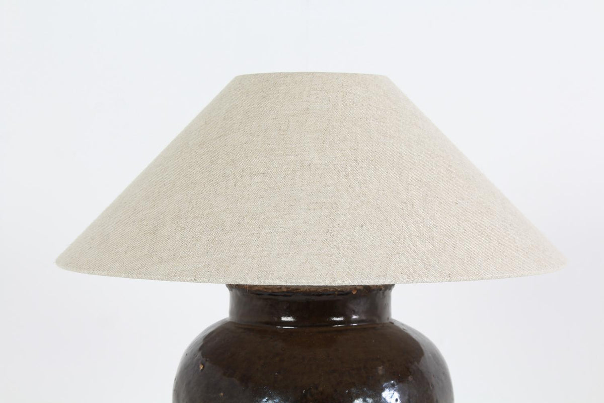 UNIQUE ANTIQUE CHINESE STORAGE JAR TABLE LAMP & LINEN SHADE