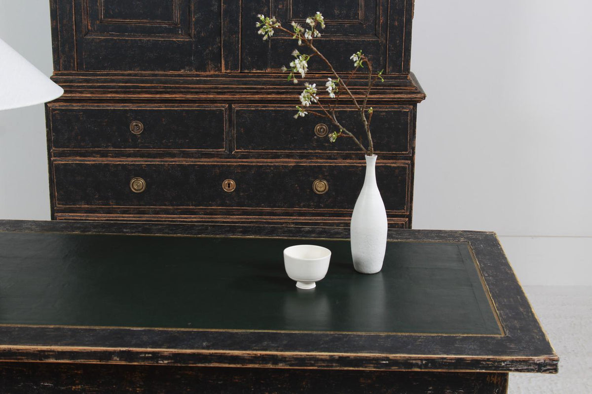 Beautifully Proportioned Period Swedish Gustavain Library Table