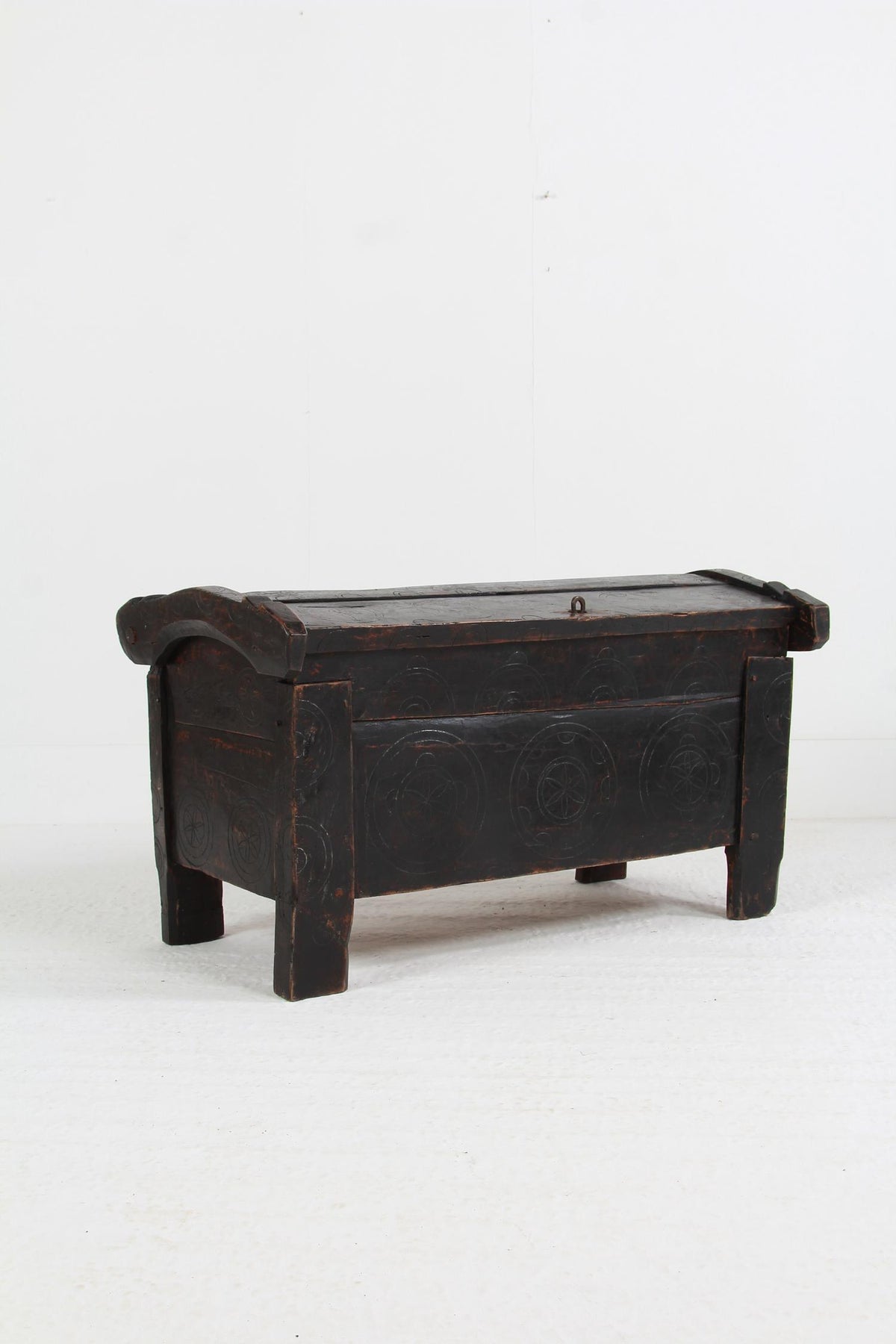 ANCIENT 19TH CENTURY RUSTIC SHEPHERD’S COFFER IN STRIKING BLACK PATINA