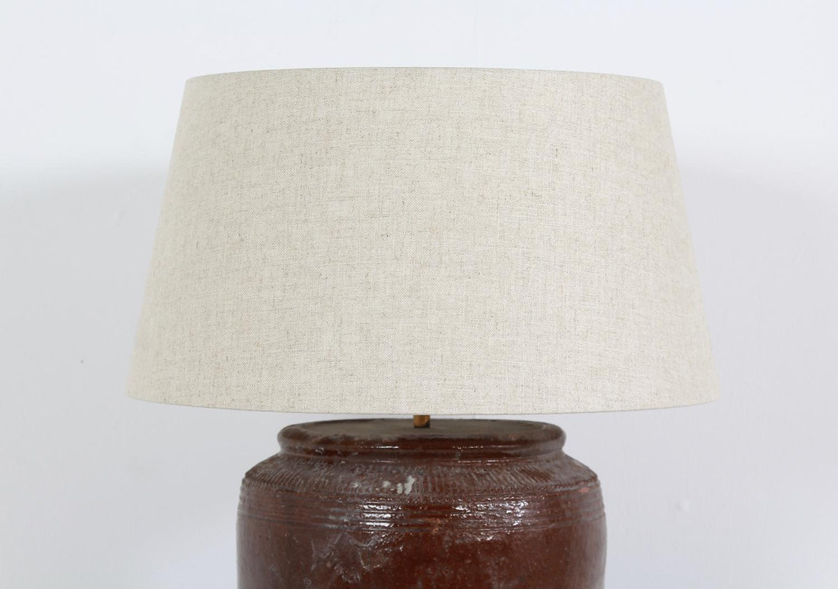 LARGE CHINESE BROWN GLAZED ANTIQUE WATER POT LAMP WITH NATURAL LINEN DRUMSHADE