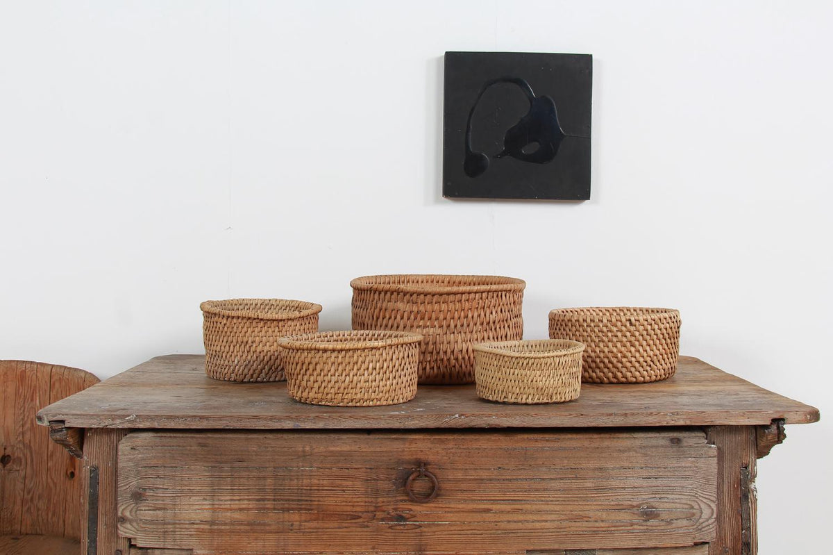 COLLECTION OF FIVE RARE SWEDISH 19THC FOLK ART WOVEN CHEESE BASKETS