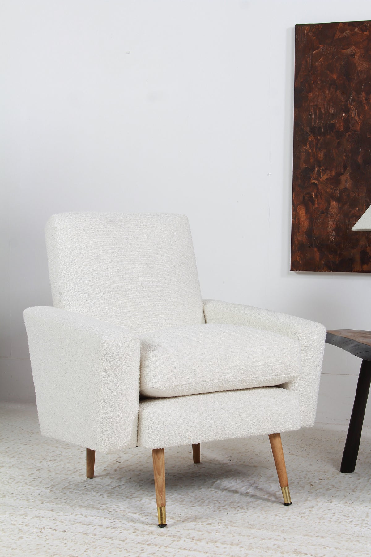 FRENCH MID-CENTURY LOUNGE CHAIR IN BOUCLE