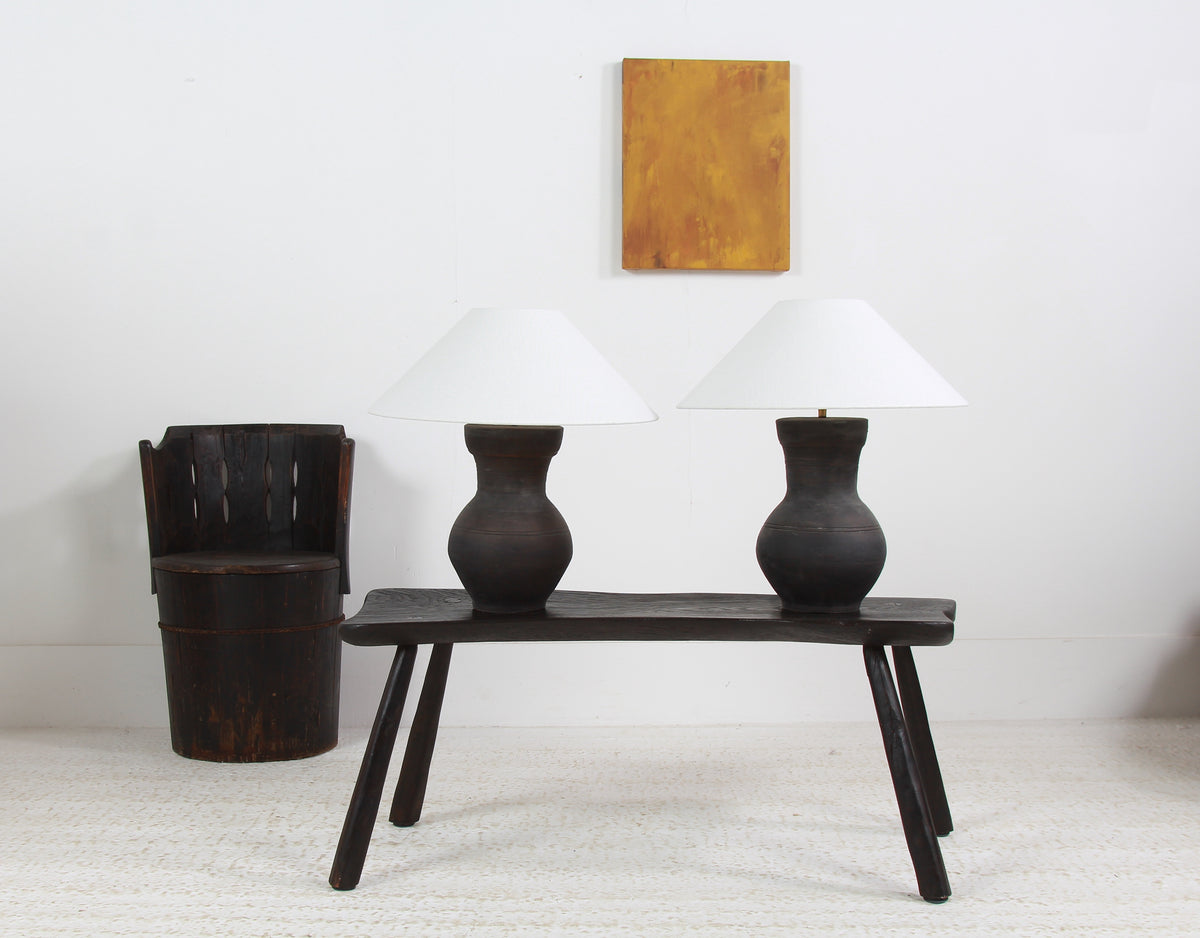 PAIR OF CHINESE HAN-STYLE TABLE LAMPS WITH HANDMADE BELGIAN WHITE LINEN SHADES