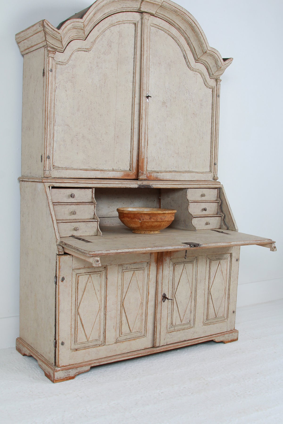 Magnificent Swedish  18thC Grand Scale Rococo Period Secretaire