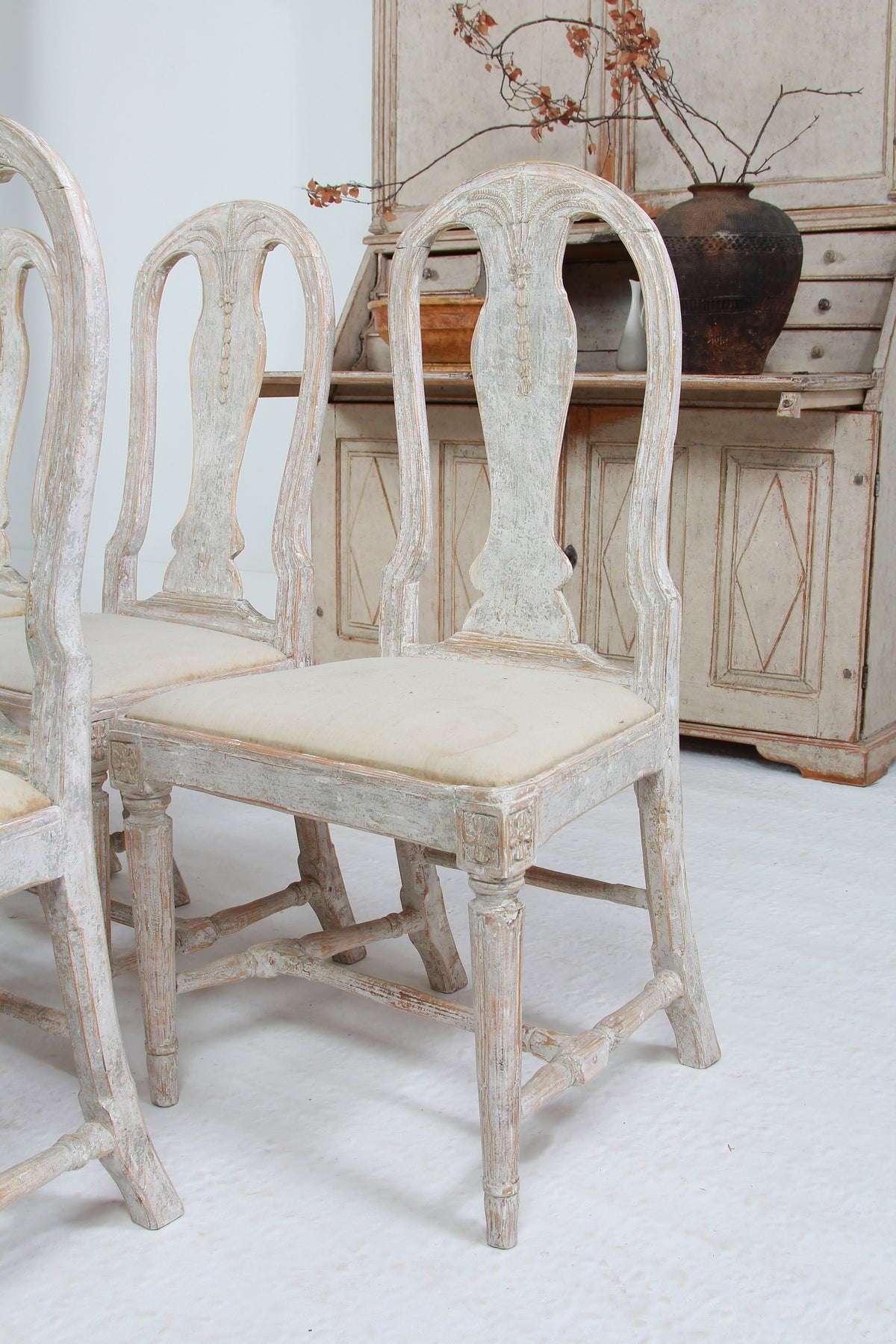 Set of Eight 18thC Swedish Gustavian Painted Oval Back Wheat Sheaf Chairs