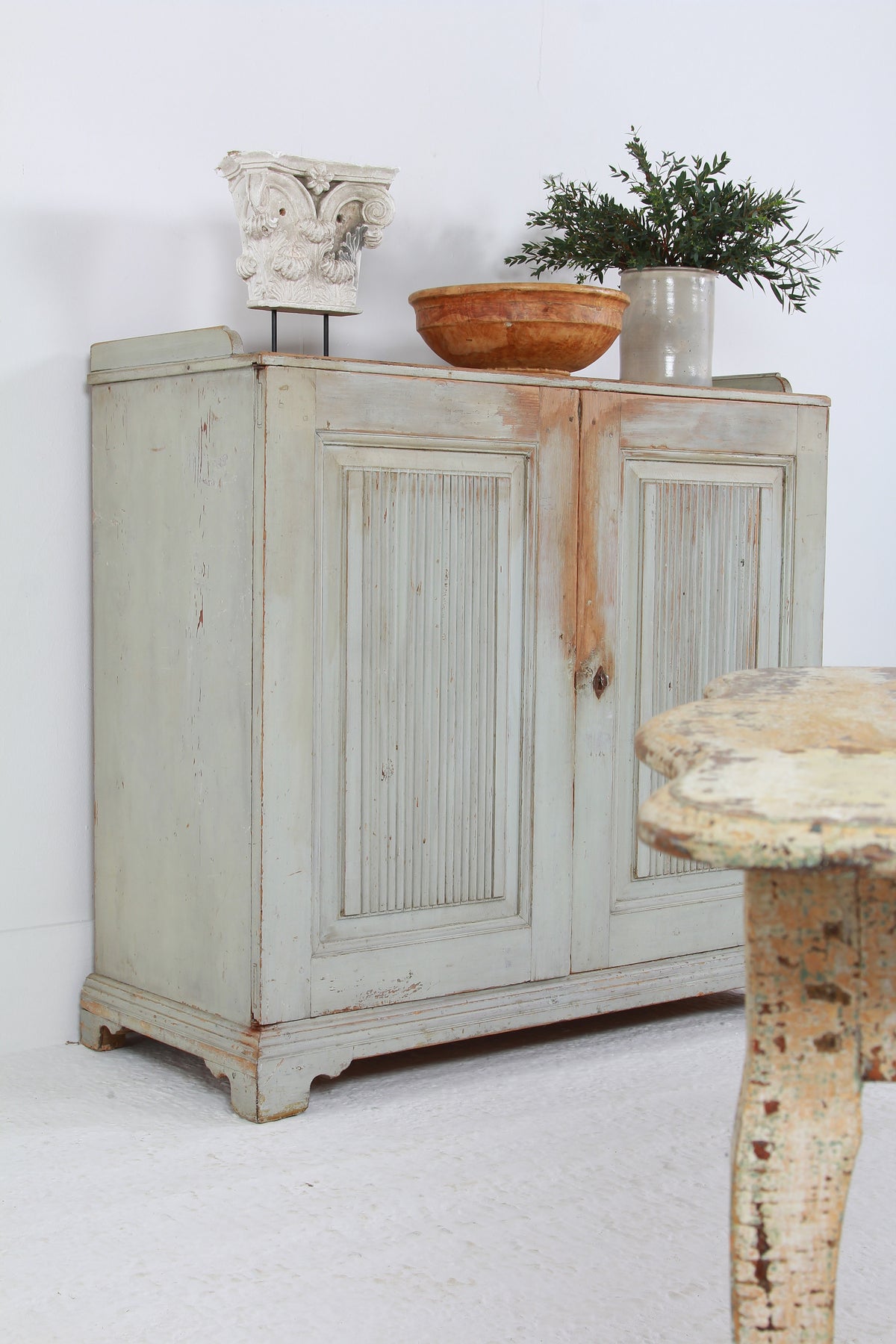 Grand Scale Swedish Gustavian Painted Sideboard/Buffet