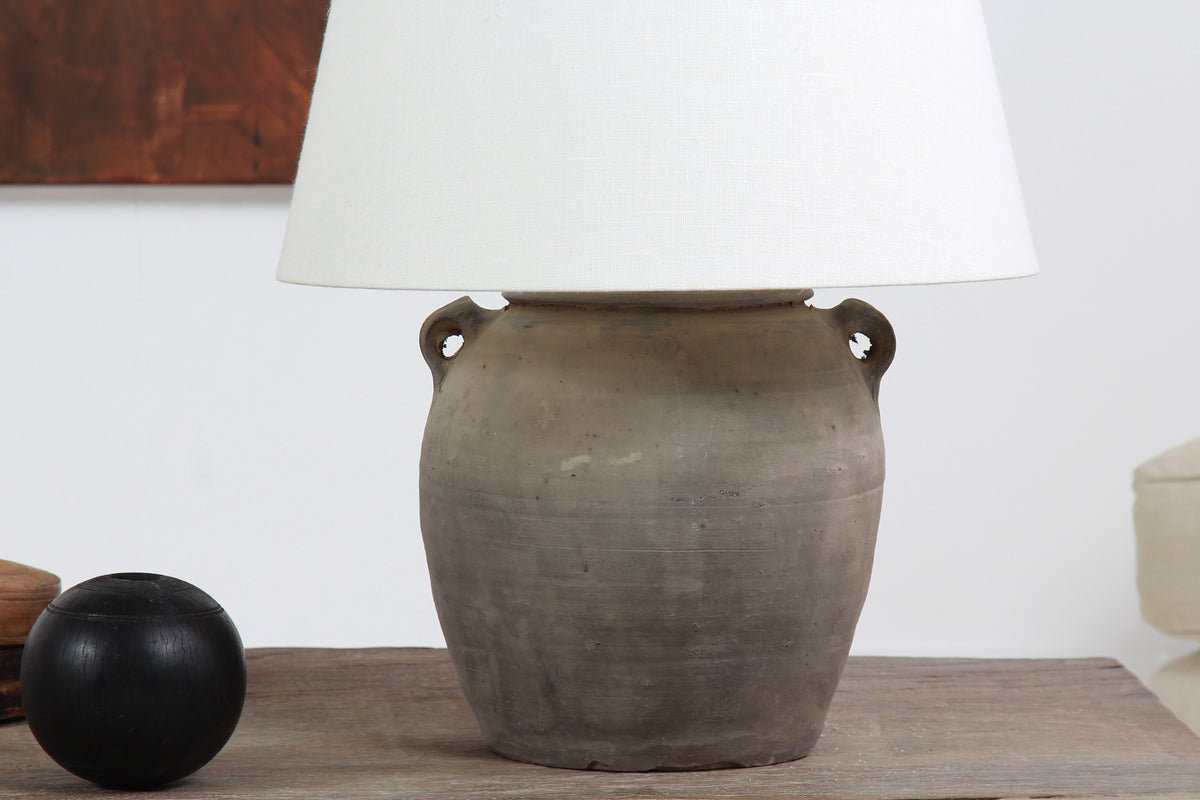 AUTHENTIC CHINESE TABLE LAMP WITH BELGIAN WHITE LINEN SHADE EX DISPLAY