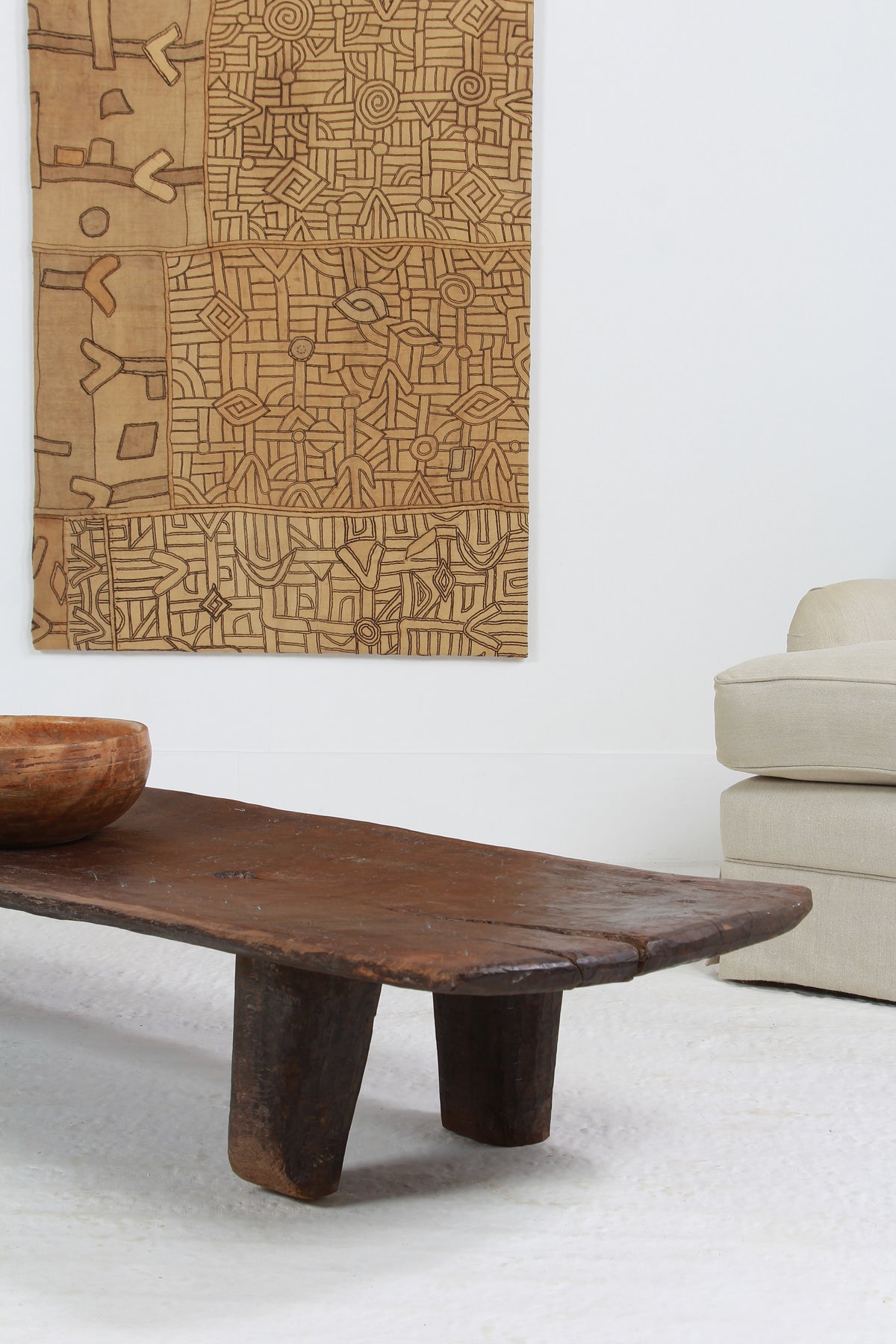 Beautiful PRIMITIVE WABI SABI NAGALAND TRIBAL COFFEE TABLE