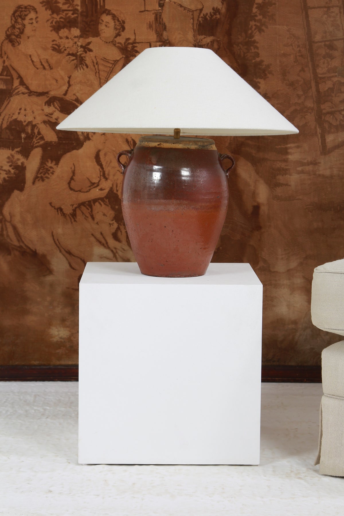 AUTHENTIC BROWN GLAZED OIL POT TABLE LAMP WITH WHITE LINEN DRUM SHADE EX DISPLAY