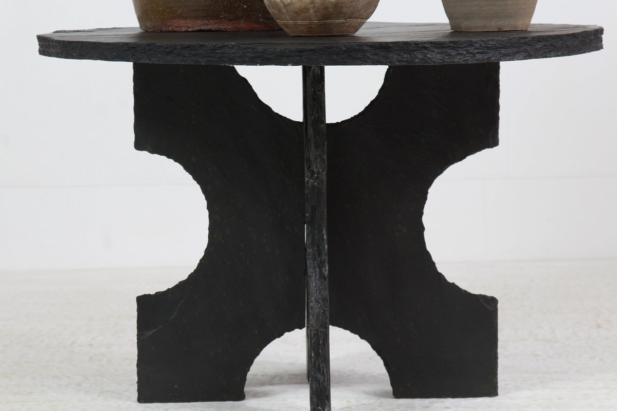 STYLISH BLACK RIVEN SLATE SCULPTURED PEDESTAL /CENTRE/LAMP /TABLE