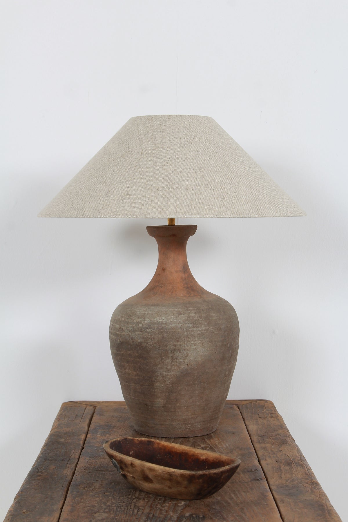 TERRACOTTA UNGLAZED VASE TABLE LAMP WITH EMPIRE NATURAL LINEN SHADE