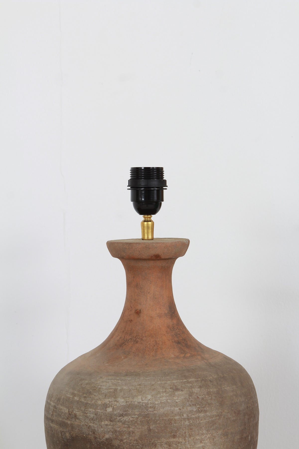 TERRACOTTA UNGLAZED VASE TABLE LAMP WITH EMPIRE NATURAL LINEN SHADE