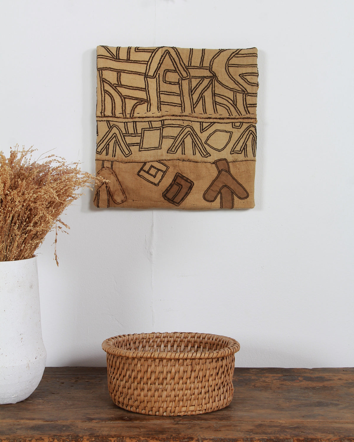 ABSTRACT HAND APPLIQUÉD MOUNTED RAFFIA SKIRT, KUBA TRIBE