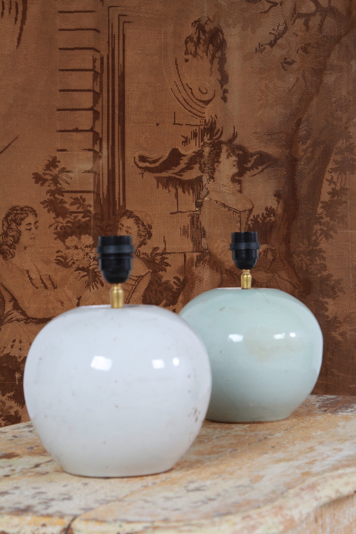 ANTIQUE CHINESE GINGER JAR TABLE LAMPS WITH NATURAL LINEN SHADES