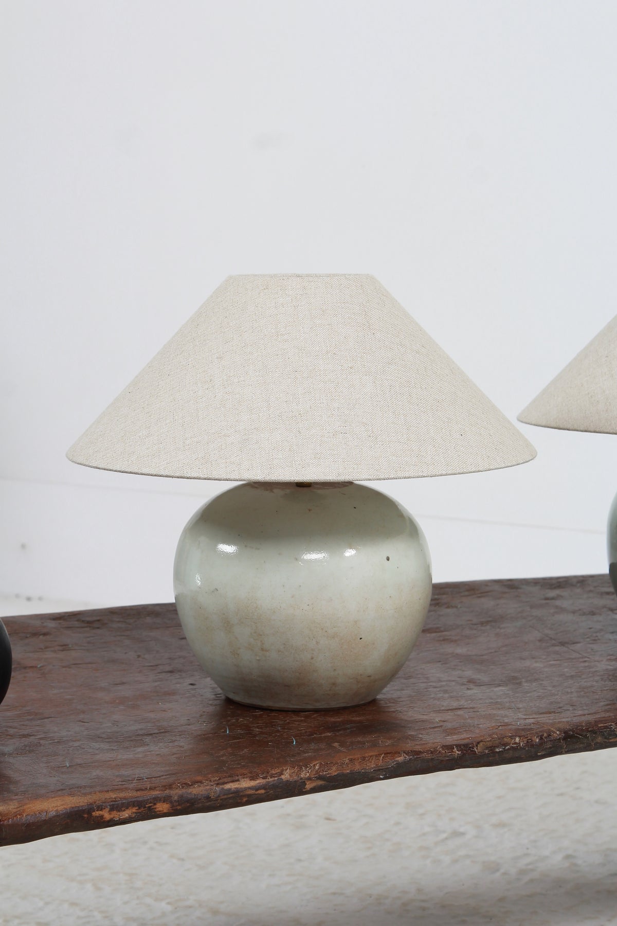 CHARMING Near Pair of ANTIQUE CHINESE GINGER JAR TABLE LAMPS WITH NATURAL LINEN SHADES
