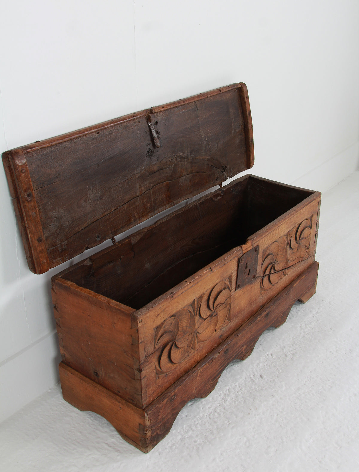 Ancient Spanish 18th Century Primitive Coffer - Trunk