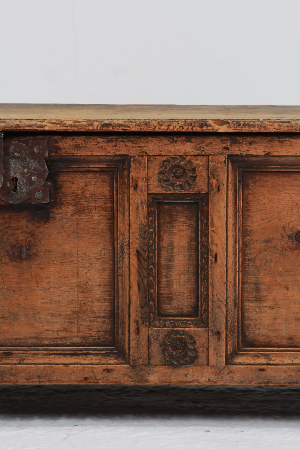 Spanish 18th Century Primitive Pine Coffer - Trunk