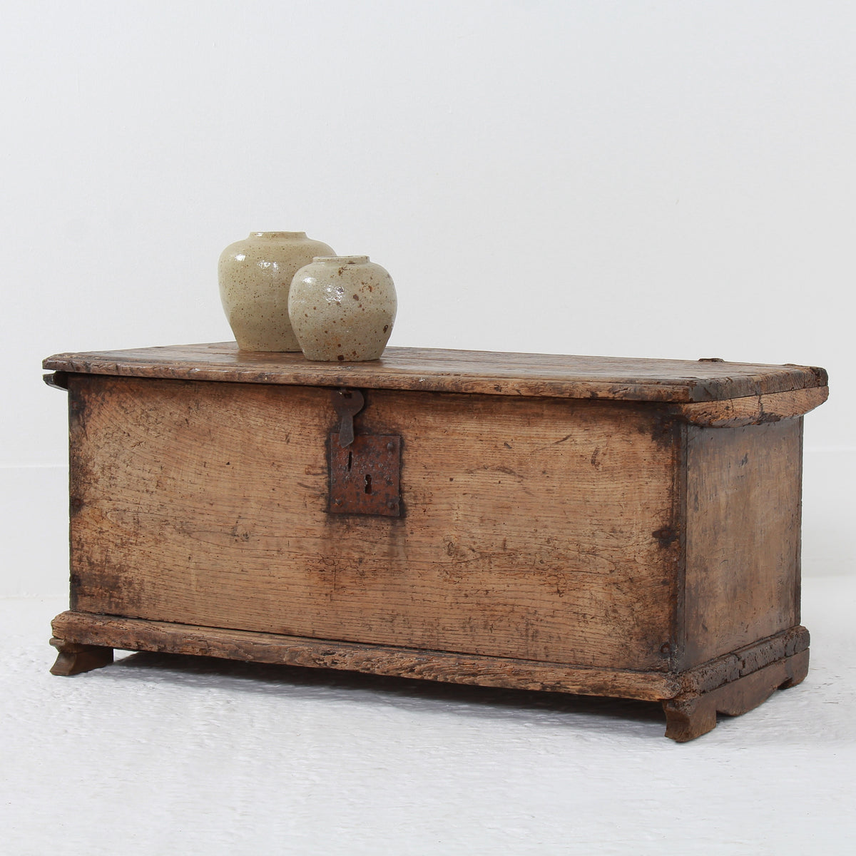 Primitive Spanish Early 18thC Time Worn Pine Trunk