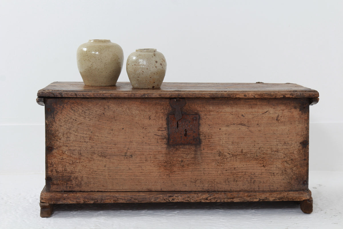 Primitive Spanish Early 18thC Time Worn Pine Trunk