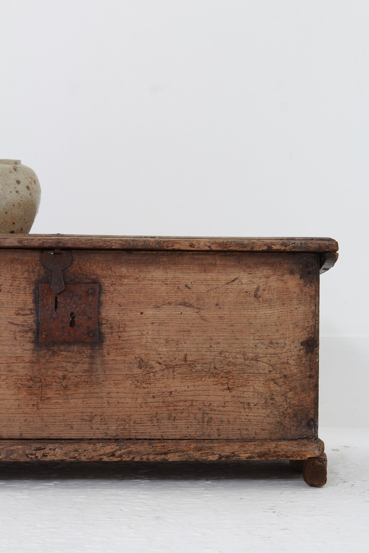 Primitive Spanish Early 18thC Time Worn Pine Trunk