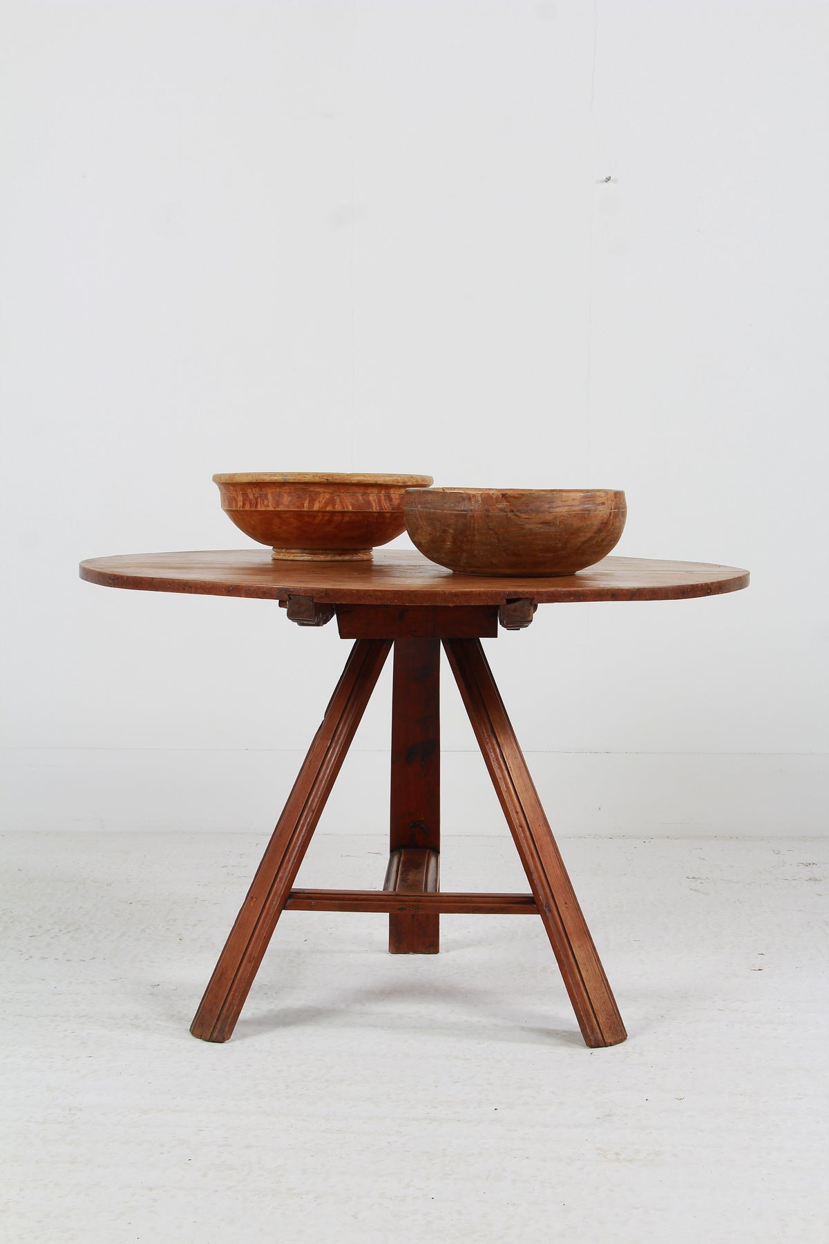 Primitive 19thC Dutch Pine Tilt Top Kitchen/Centre Table