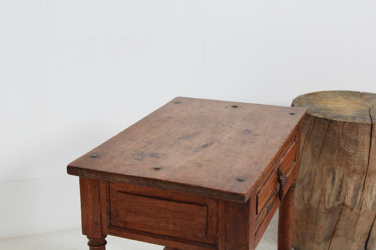 Original Spanish Late  18th Century Walnut Side Table