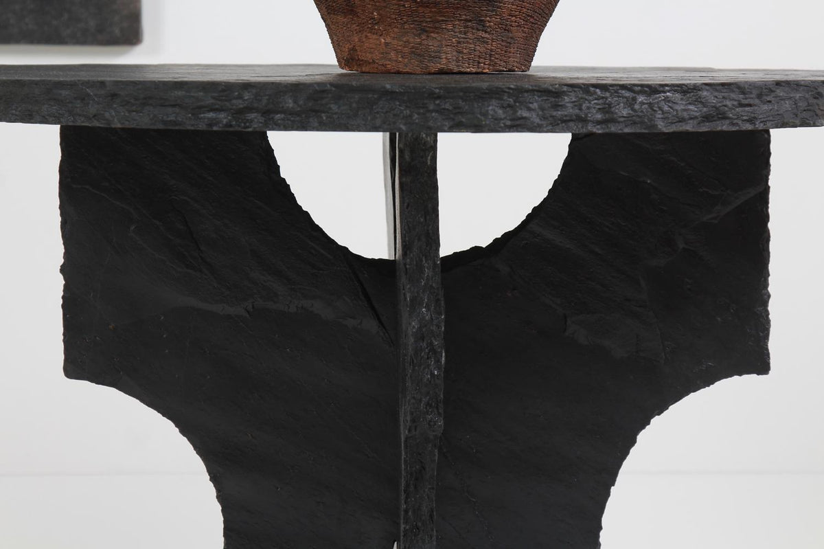 ARTISAN BLACK RIVEN SLATE SCULPTURED PEDESTAL /CENTRE TABLE