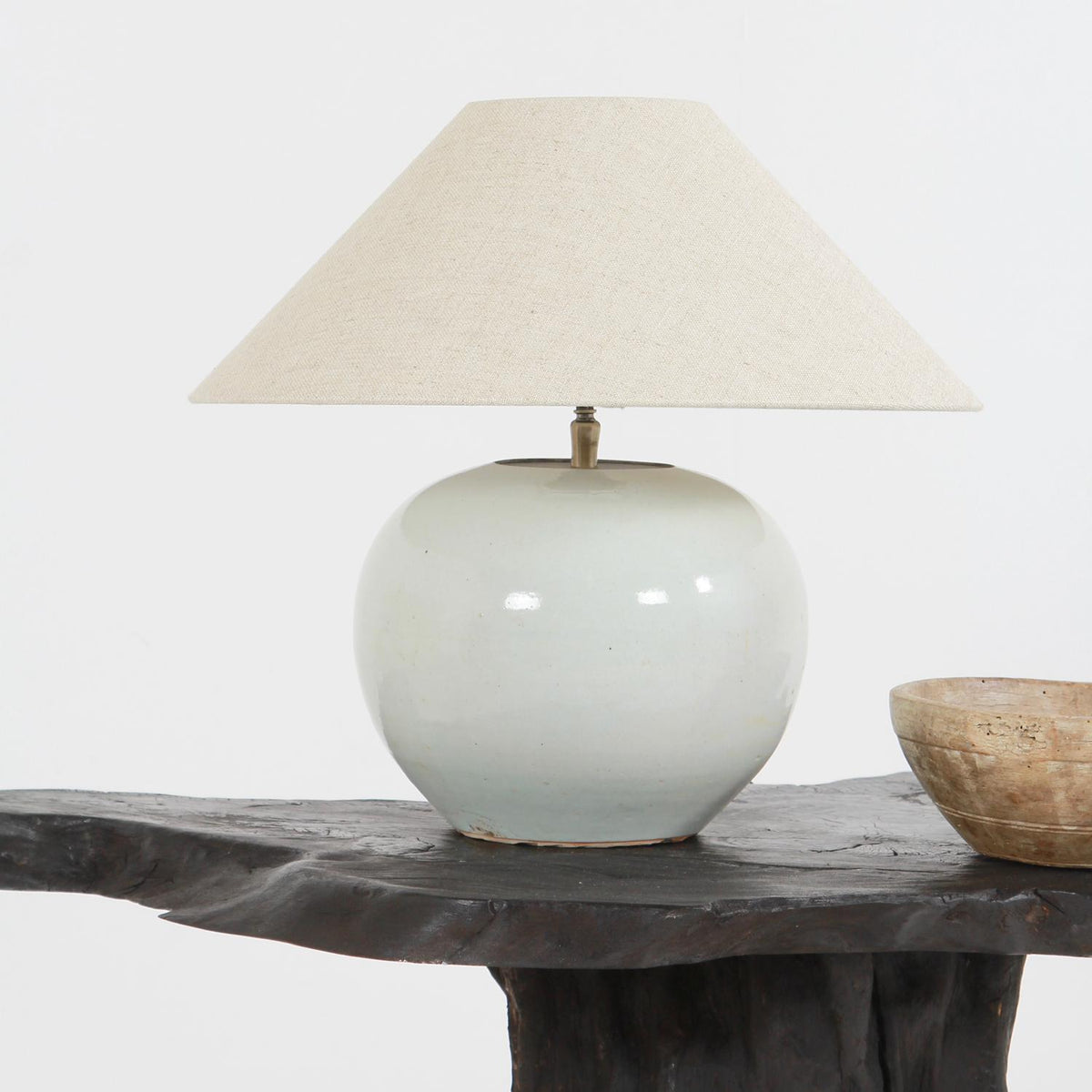 Charming Antique Chinese Ginger Jar Table Lamp with  Natural linen Shade