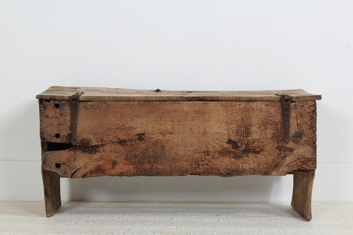 Ancient and Primitive English  17thC Oak Trunk