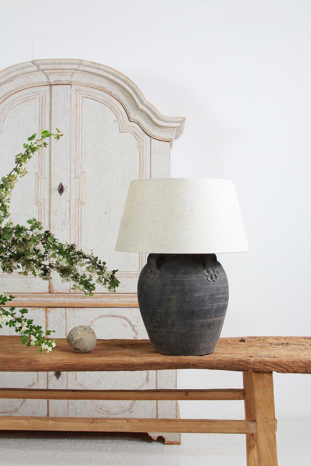 AUTHENTIC CERAMIC TABLE LAMP WITH NATURAL LINEN DRUM SHADE