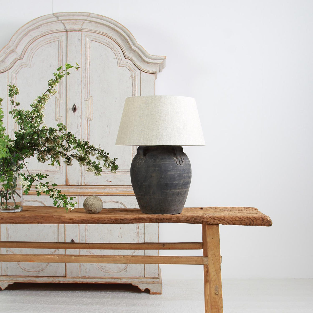 AUTHENTIC CERAMIC TABLE LAMP WITH NATURAL LINEN DRUM SHADE