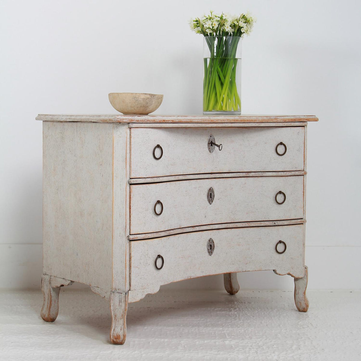 Swedish Late 19thC Commode with Bow Fronted Drawers