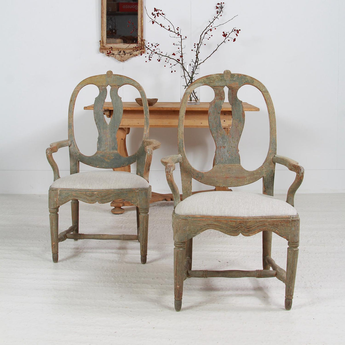 Stunning Pair of Late  18thC  Swedish Gustavian Chairs 
