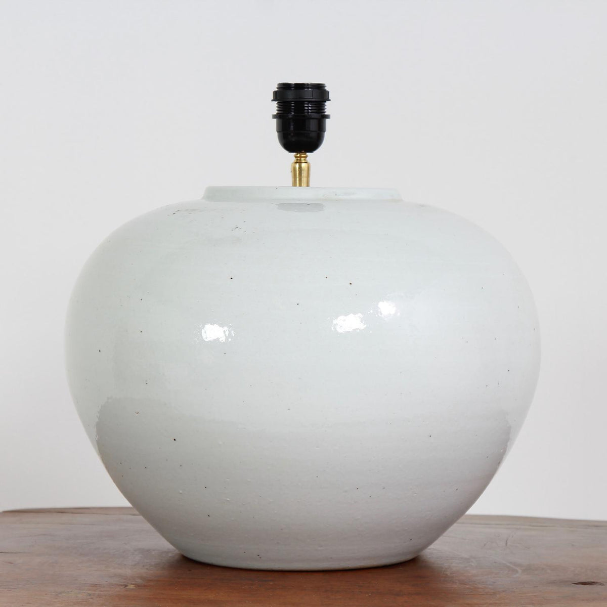 CONTEMPORARY WHITE GLAZED CERAMIC  POT LAMP WITH LINEN SHADE