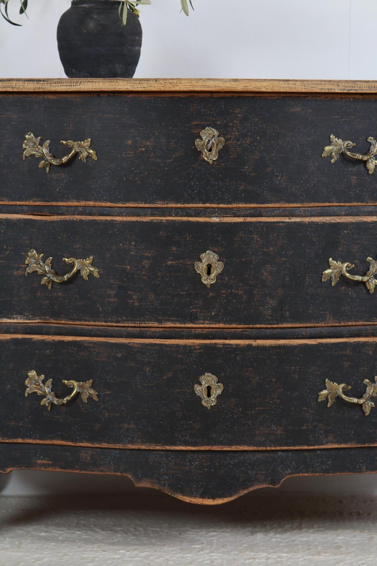 Charming Swedish 18thC Rococo  Bow Fronted Commode