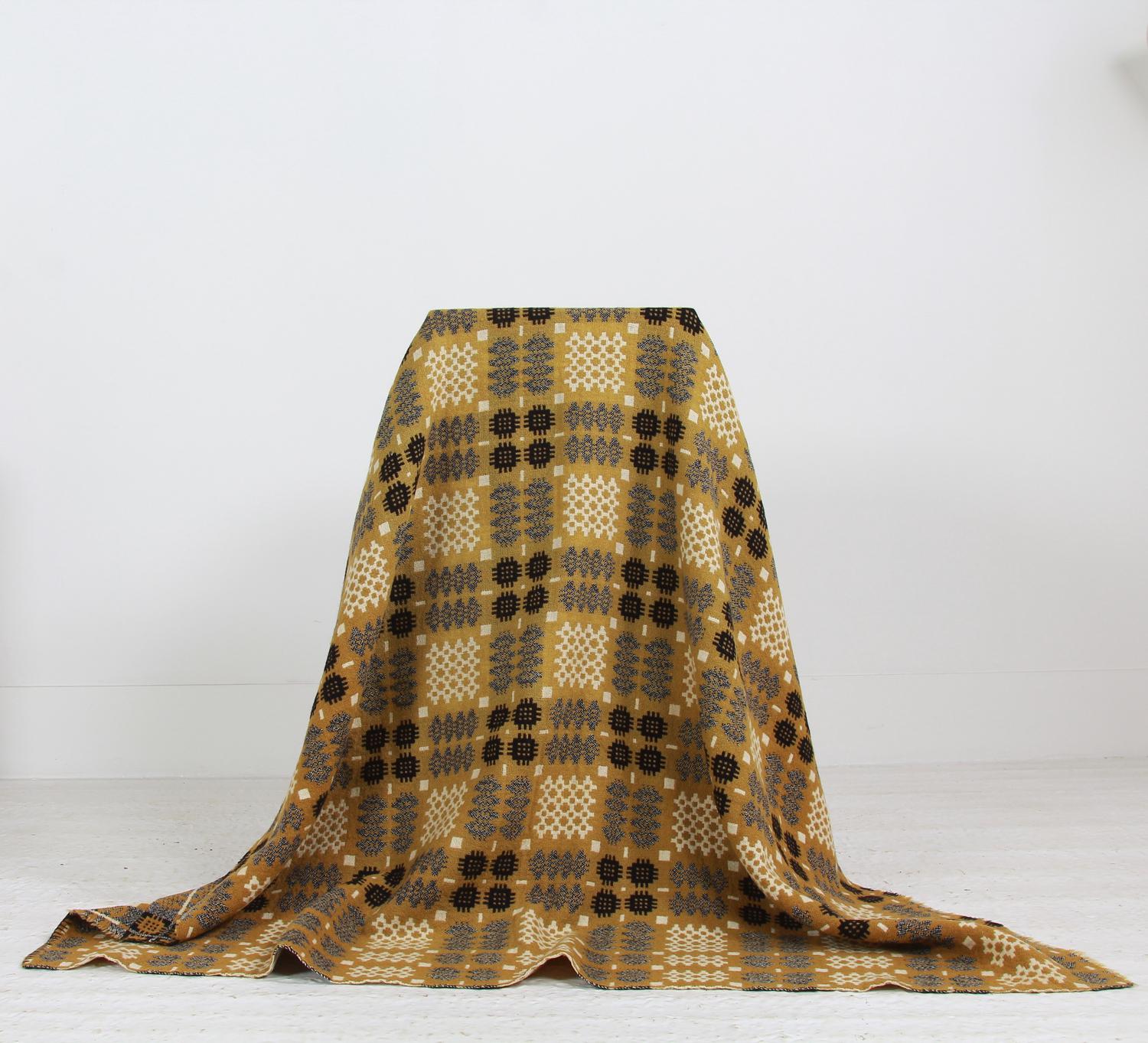 Vintage Welsh Hand Woven Tapestry Wool Blanket/Throw – Anton & K