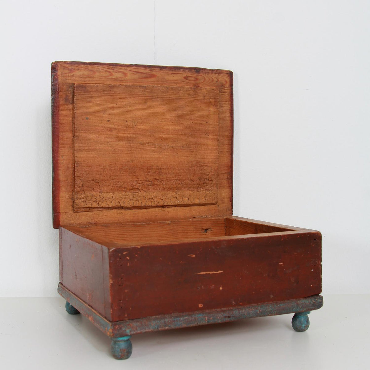 Early Swedish 19th Century Wooden Folk Art Box  Dated 1813