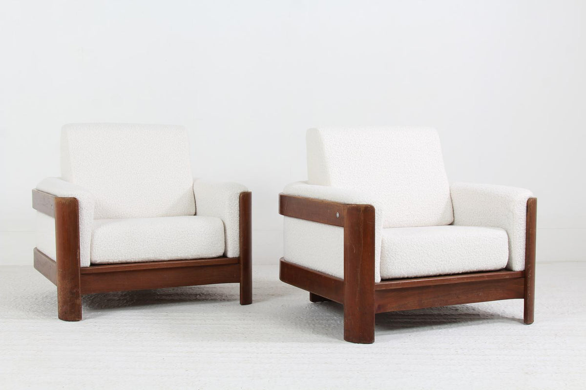 A Classic and Chic Pair of Sculptural  Italian Club/Lounge Chairs Upholstered In Boucle