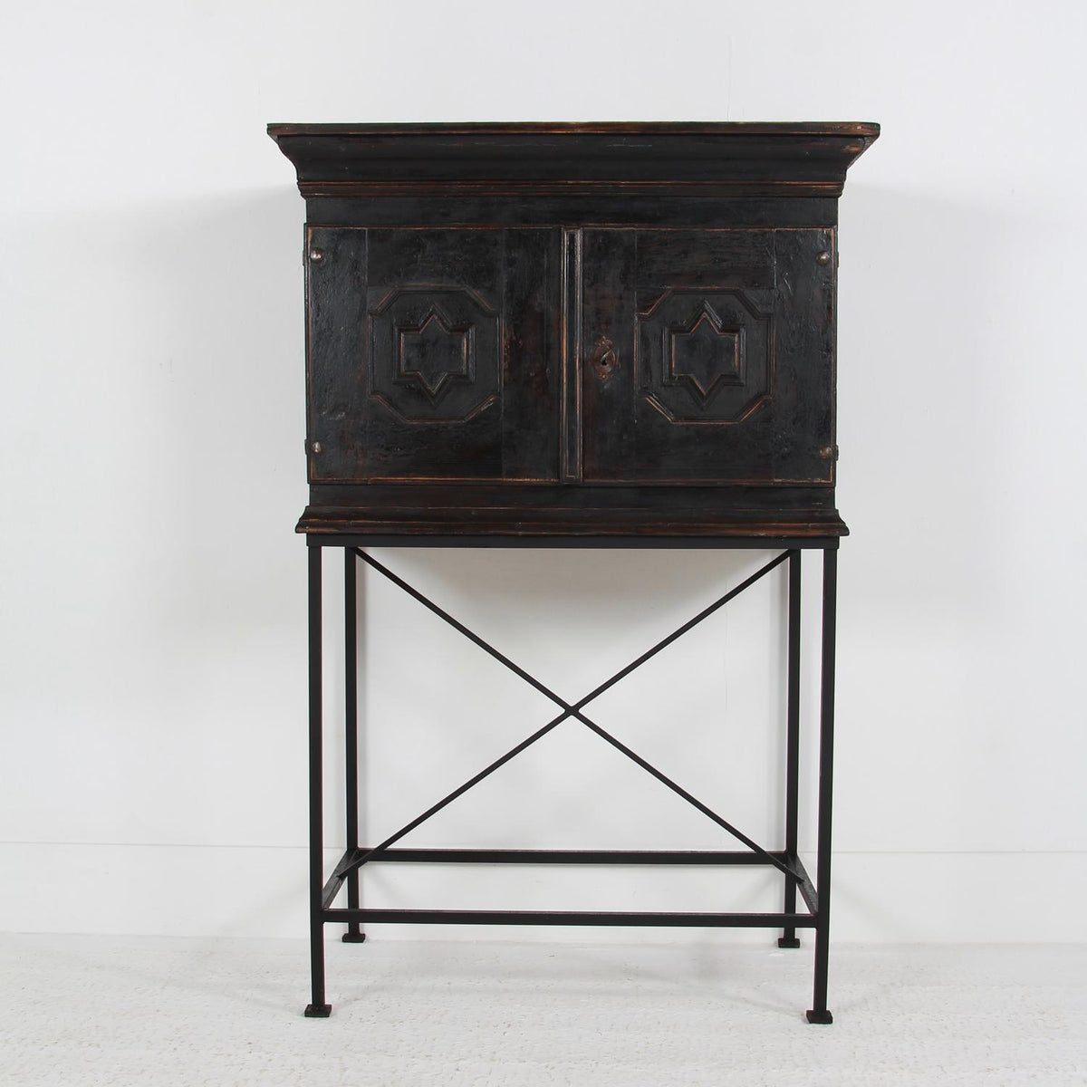 UNIQUE SWEDISH BAROQUE 18THC CABINET ON ARTISAN METAL STAND