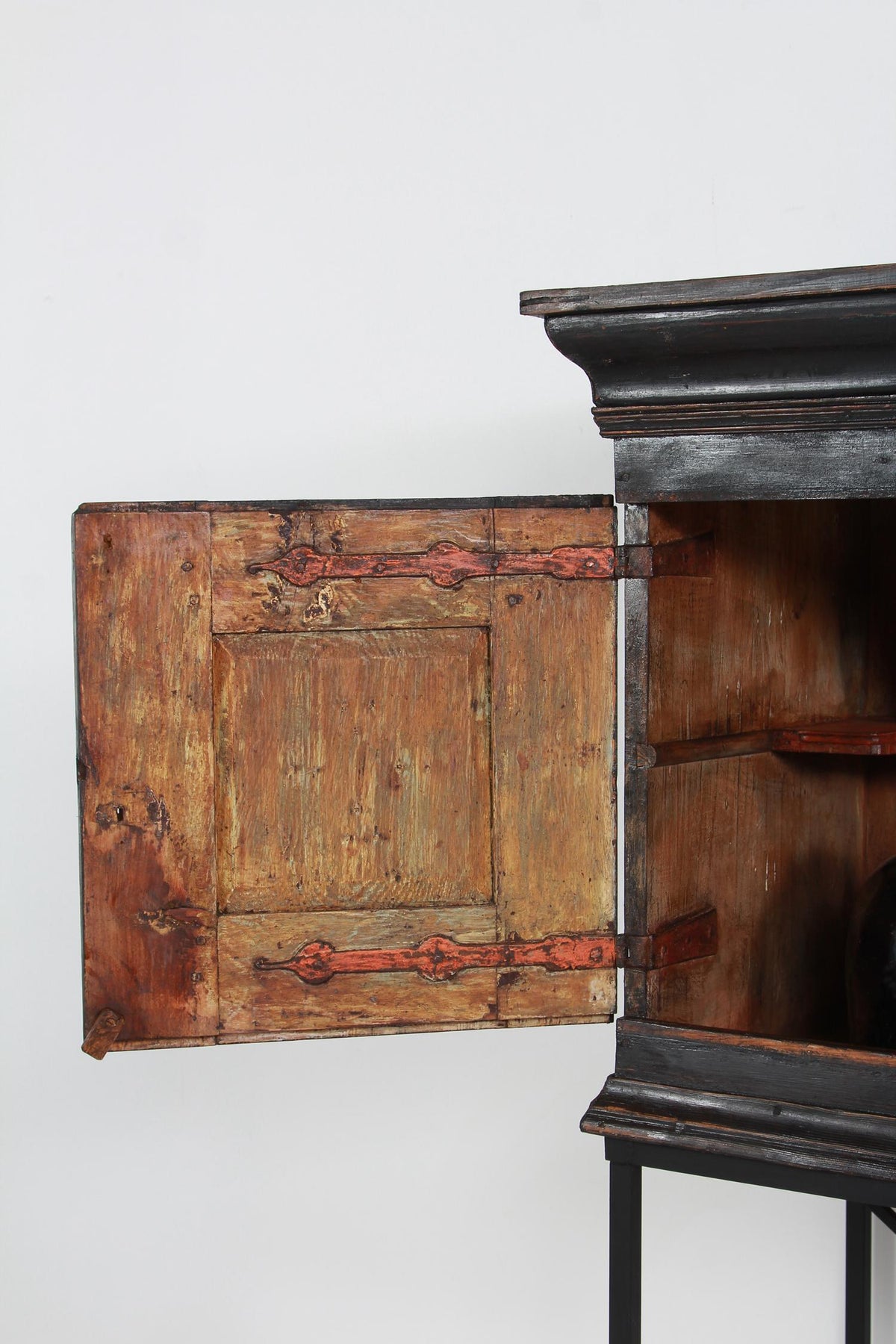 UNIQUE SWEDISH BAROQUE 18THC CABINET ON ARTISAN METAL STAND