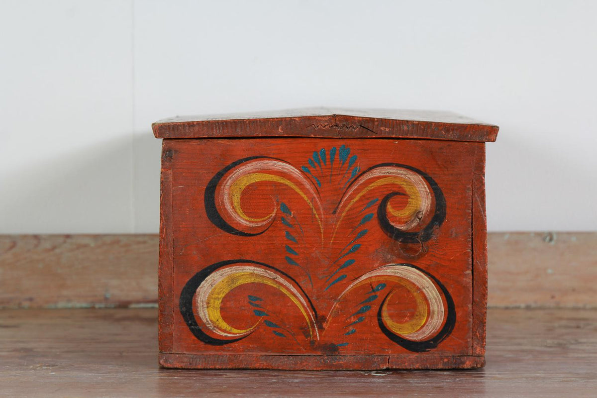 Delightful Swedish 19thC Folk Art Painted  Box